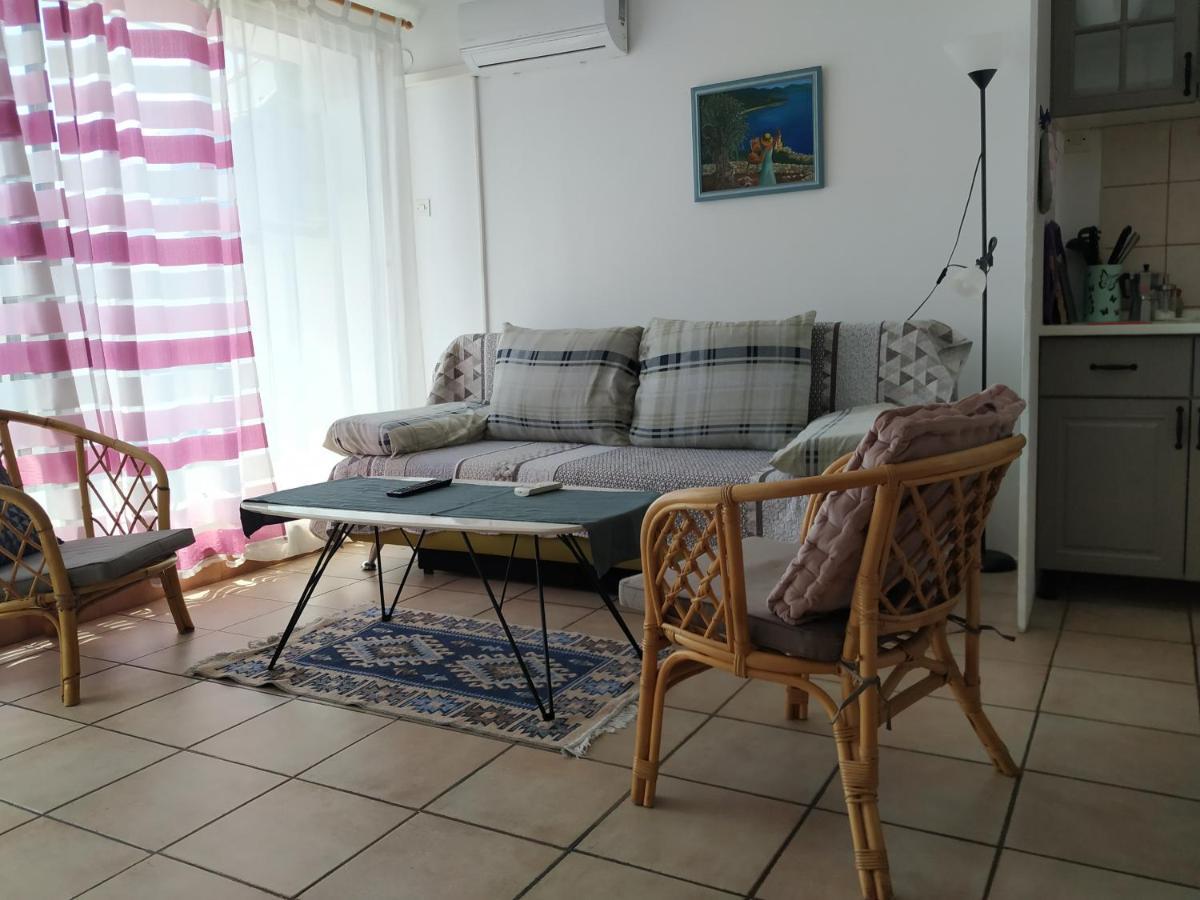 Apartmani Zlatko Pula Exterior foto